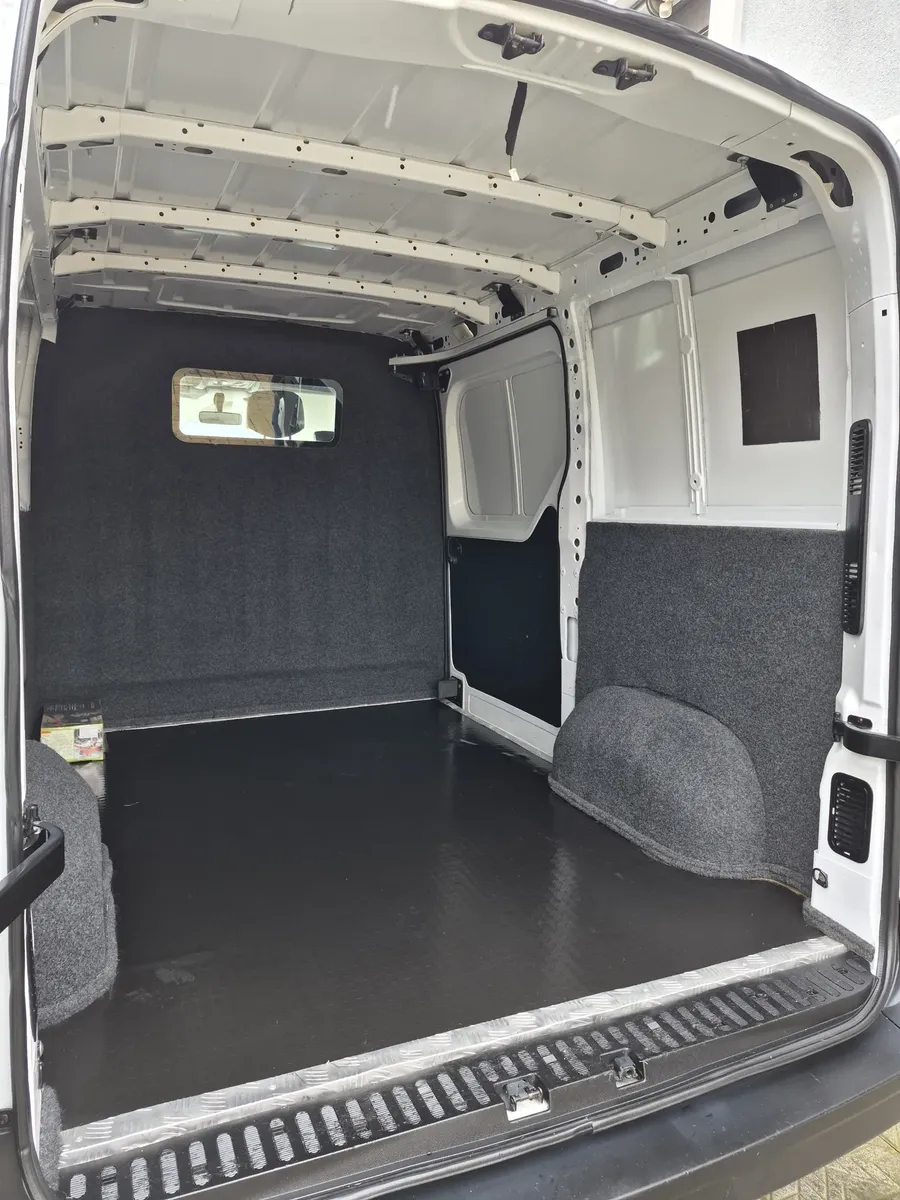 Renault Master5348690033128448018