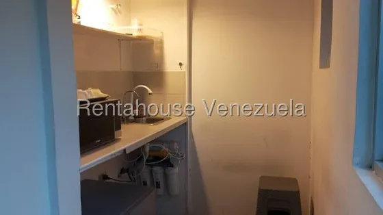 Julian Galindez Vende Productivo Fondo De Comercio En Zona Este Barquisimeto #25-18830