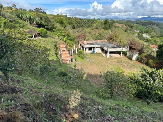 Lote - Terreno De 2.500 M² En San Vicente, Antioquia  Vereda La Floresta