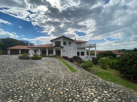 La Buitrera (acuarela) - Casa Campestre En Venta Palmira Valle