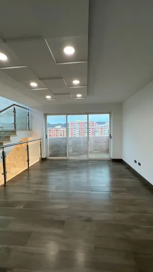 (gb989) En Venta Pent Houses  En Valle Blanco 