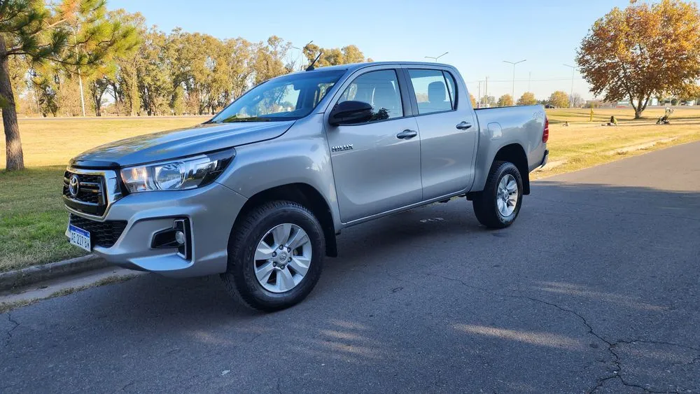 Toyota Hilux 2.8 4x4 Sr Tdi Dc