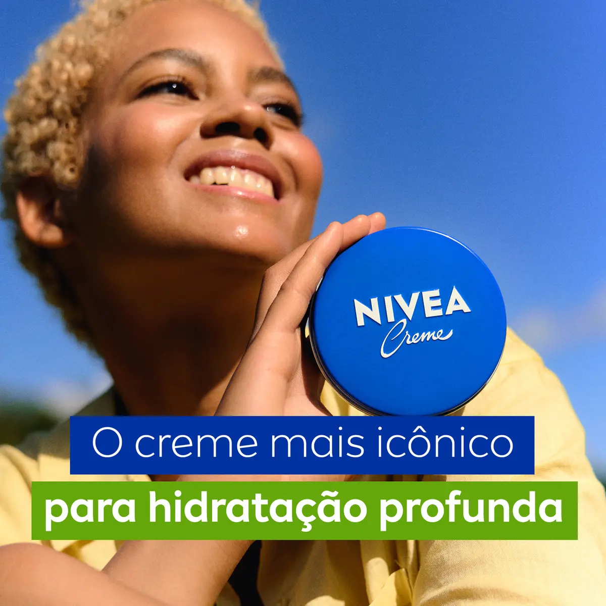 Vista lateral da embalagem do creme hidratante NIVEA