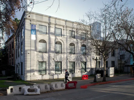 Edificio Comercial, Uso Educacional, Posgrado U Oficinas