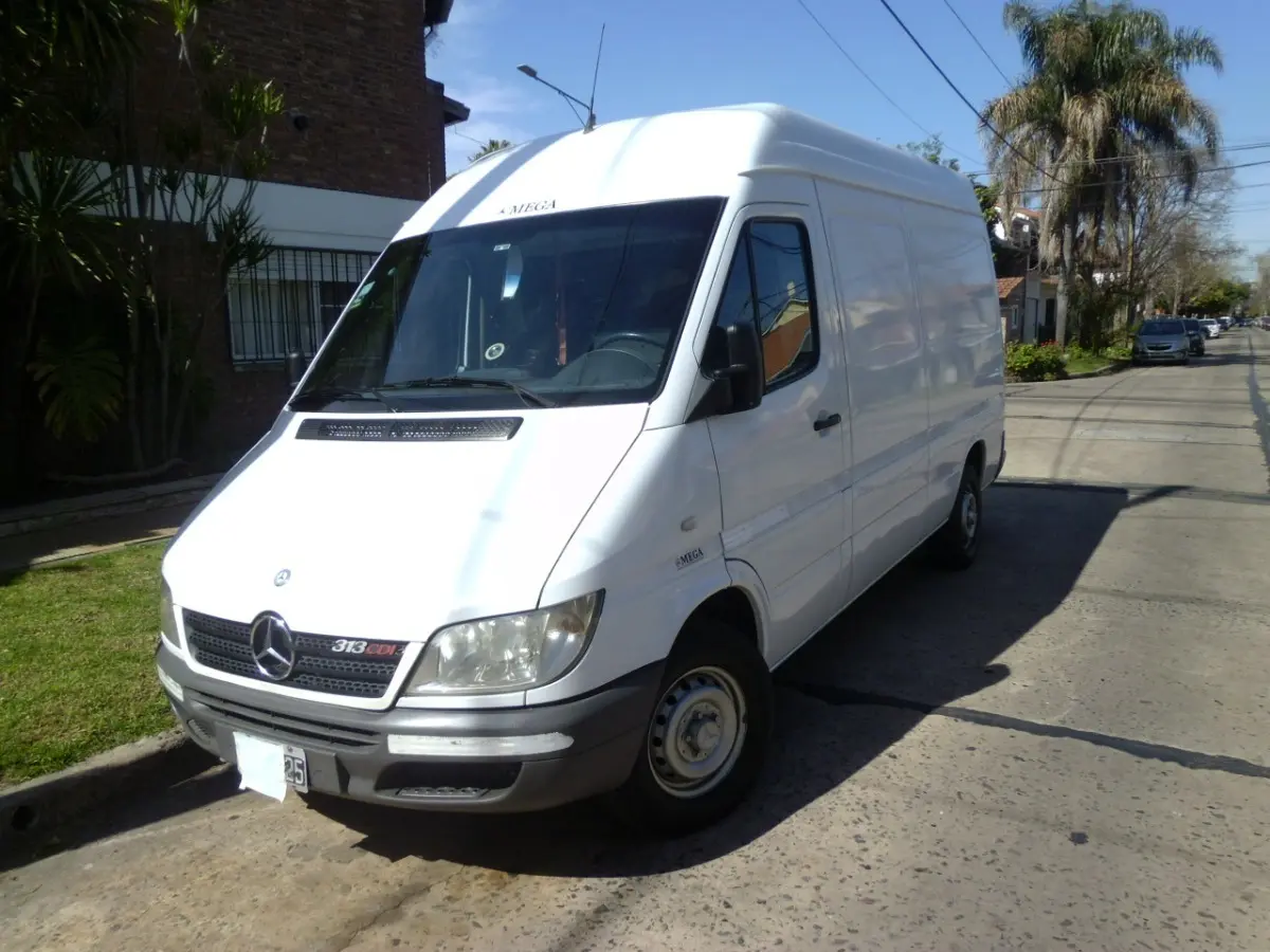 Mercedes-Benz Sprinter Furgon