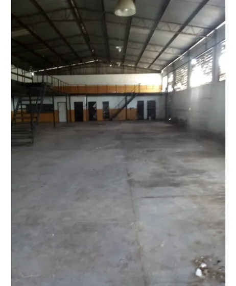 Se Vende Galpón 900m2 Flor Amarillo 2519