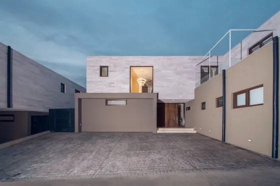 Excelente Casa En El Mejor Barrio