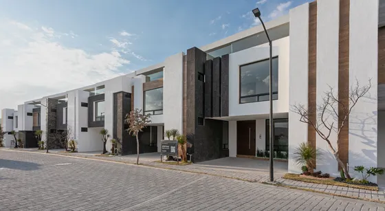 Casa En Venta Lomas De Angelopolis