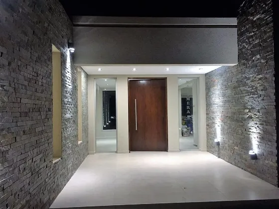 Casa 5 Dormitorios Con Pileta Costa Esmeralda 11 Personas