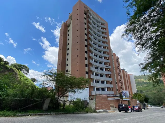 Apartamento A Estrenar, Vista Panoramica Consta De 90m2, 2 Habitaciones 2 Baños Y Medio, 1 Puesto Doble Y Un Maletero, Vista Panoramica Con Pozo De Agua Vi Mls #24-13855