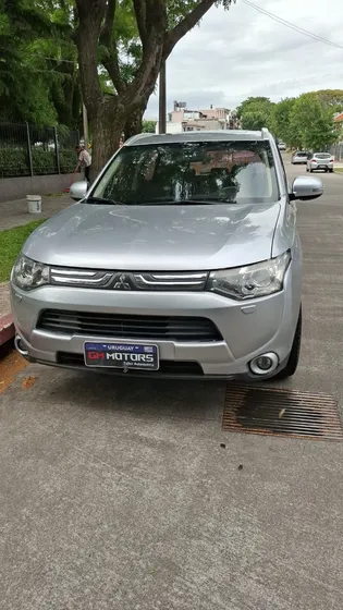 Mitsubishi Outlander 2.0 Sport 2wd Gls 150cv Mt
