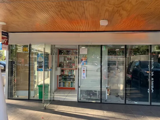 Derecho A Llaves Local De Farmacia Excelente Ubicacion 