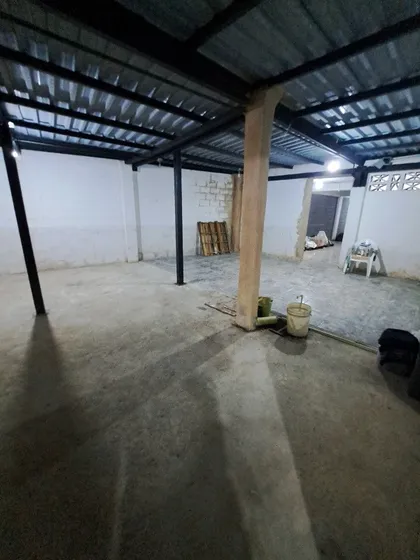 V.larez Alquila Local Av. Bolivar Naguanagua Vil-020