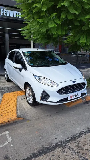 Ford Fiesta Kinetic 1.6 Titanium 120cv