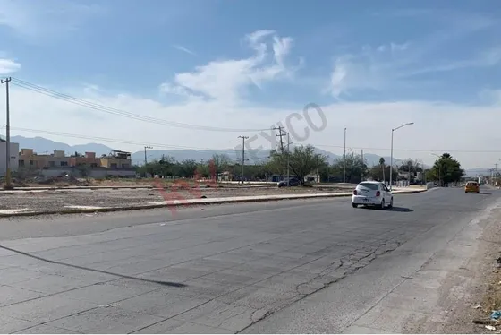 Terreno En Venta Sobre Calzada Gómez Morín Y Av De Los Metales Frente A Línea Verde Ideal Para...