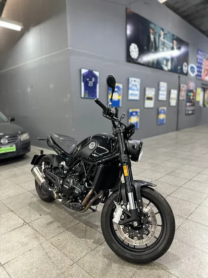Benelli Leoncino 500 2023