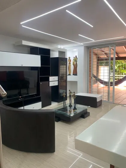 Alquiler De Apto Duplex En Loma Linda Mun El Hatillo. Mr