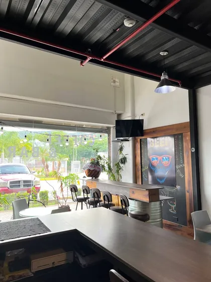 Venta De Local Comercial Y Fondo De Comercio En Guarenas Mm