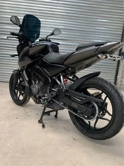Rouser Ns 200 Año 2020 Con 18 Mil Kmts. Cubiertas Transm Vtv