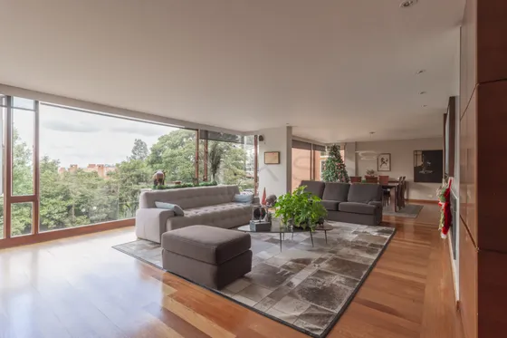 Apartamento En Venta En Los Rosales. Cod V6200