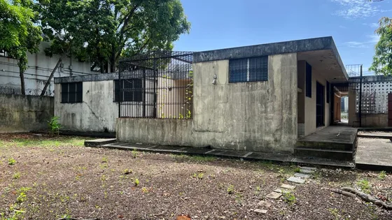 Local / Casa En Alquiler En Serrallés, Ideal Para Restaurante, Oficinas, Tiendas