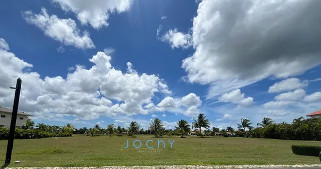 Jochy Real Estate Vende, Terreno En La Estancia Golf Resort, La Romana, R.d