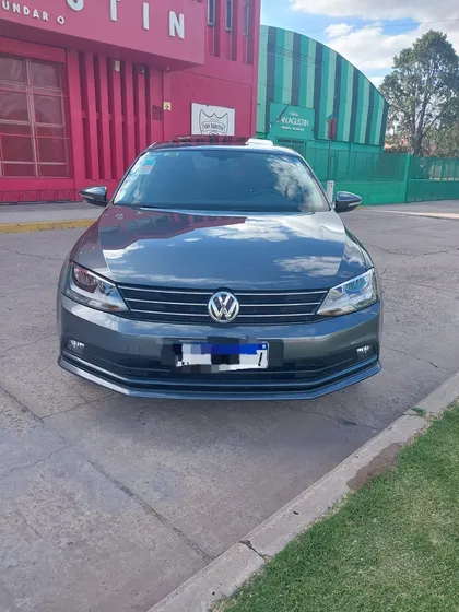 Volkswagen Vento 1.4 Comfortline 150cv At
