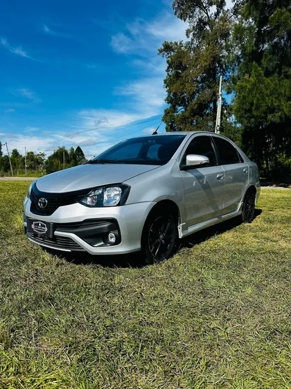 Toyota Etios 1.5 Sedan Xls