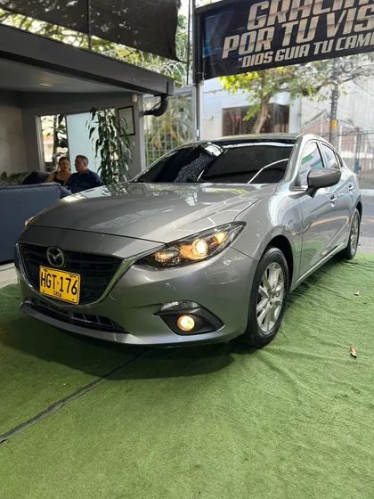 Mazda 3 2.0 Touring At