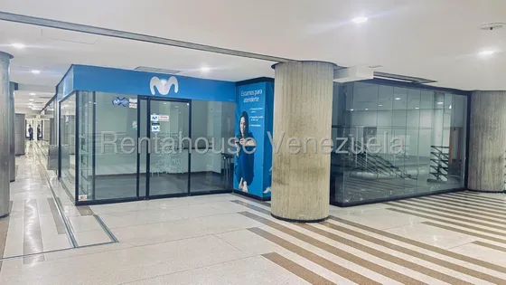 Local Comercial De 80m² En Alquiler En Torre Canaima En Los Palos Grandes