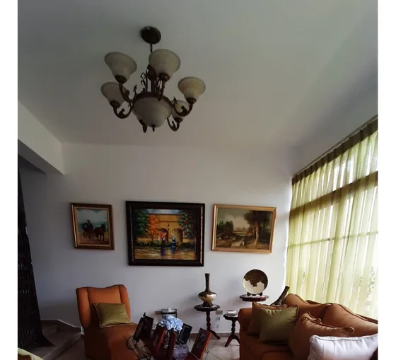 Reparto Rosa-casa Familiar En Santo Domingo Oeste 