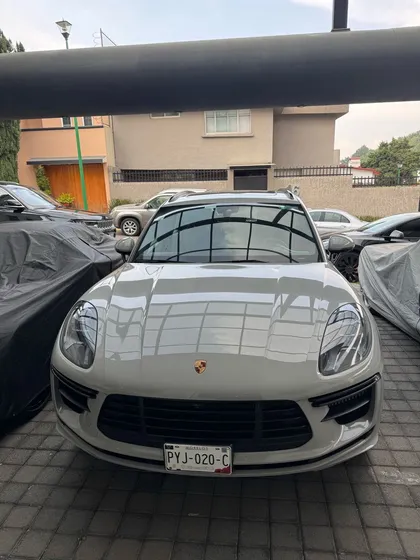 Porsche Macan 3.7 Turbo At
