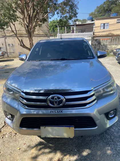 Toyota Hilux 2.8 Tdi Srx Cab. Dupla 4x4 Aut. 4p
