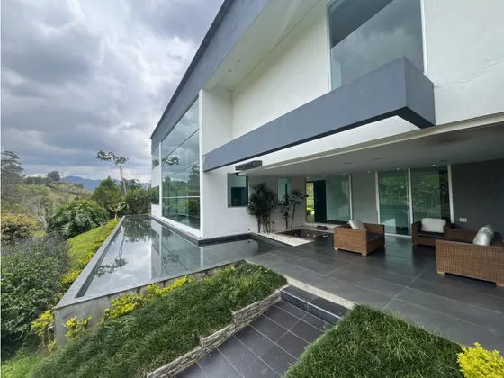 Casa Campestre Vía San Antonio La Ceja En Arriendo