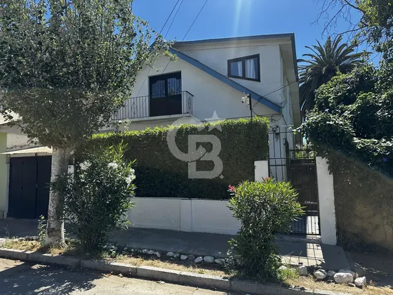 Amplia Casa  En Villa Alemana - Excelente Conectividad