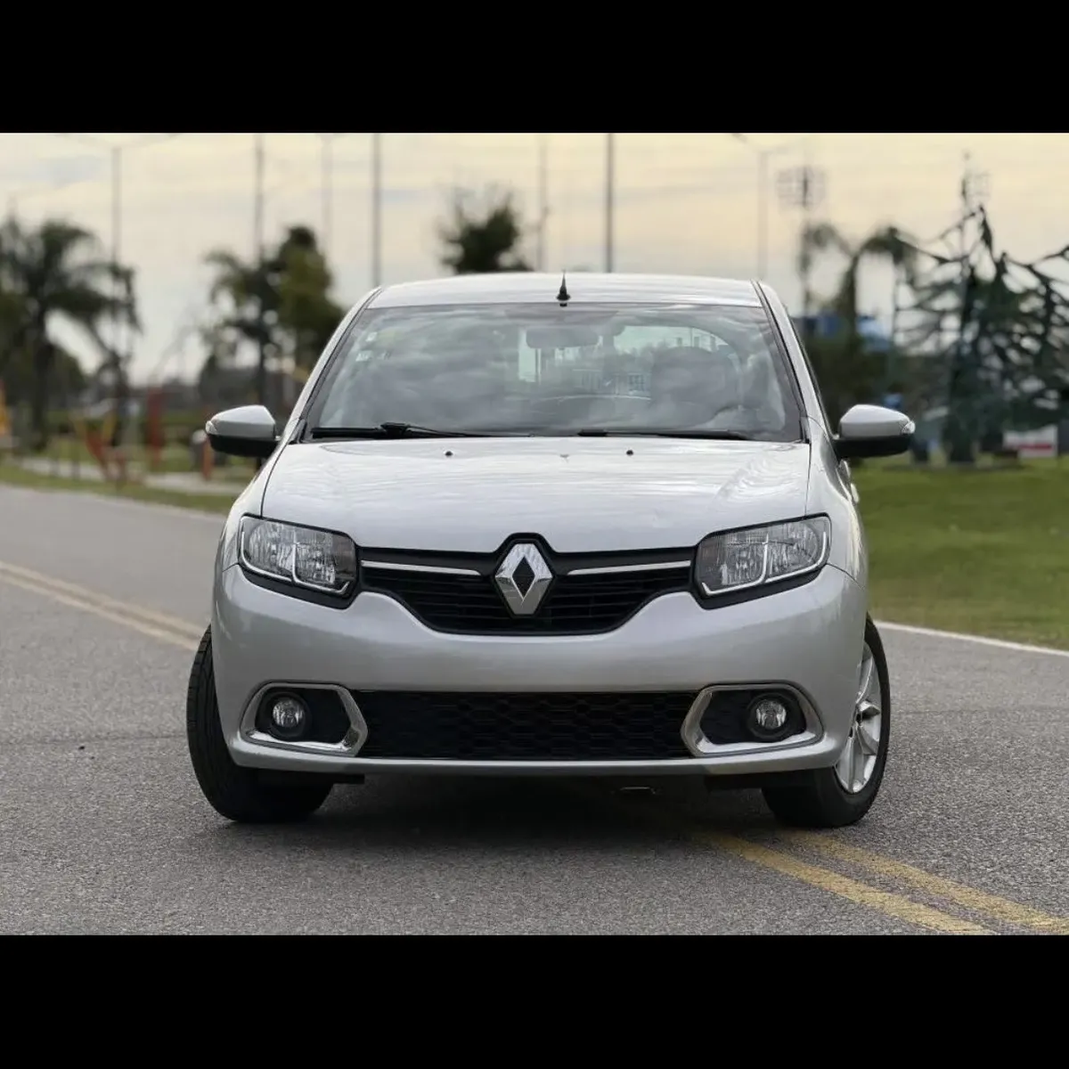 Renault Sandero 1.6 Privilege 105cv569042482034780161