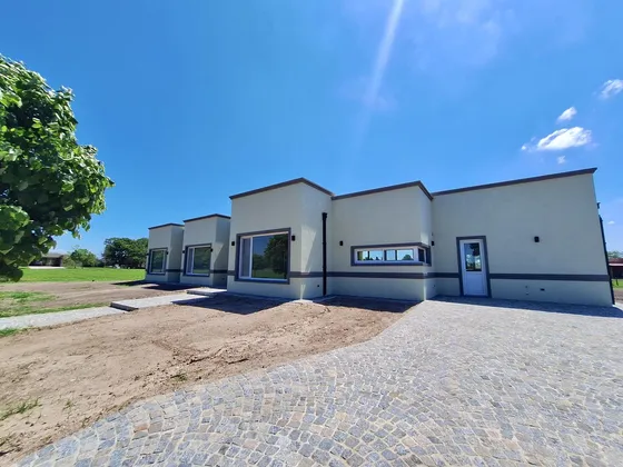 Casa A Estrenar A La Venta En Lujan Everlinks Uf 210