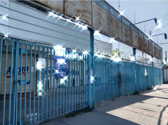 Arriendo Bodegas Con Sala De Ventas 