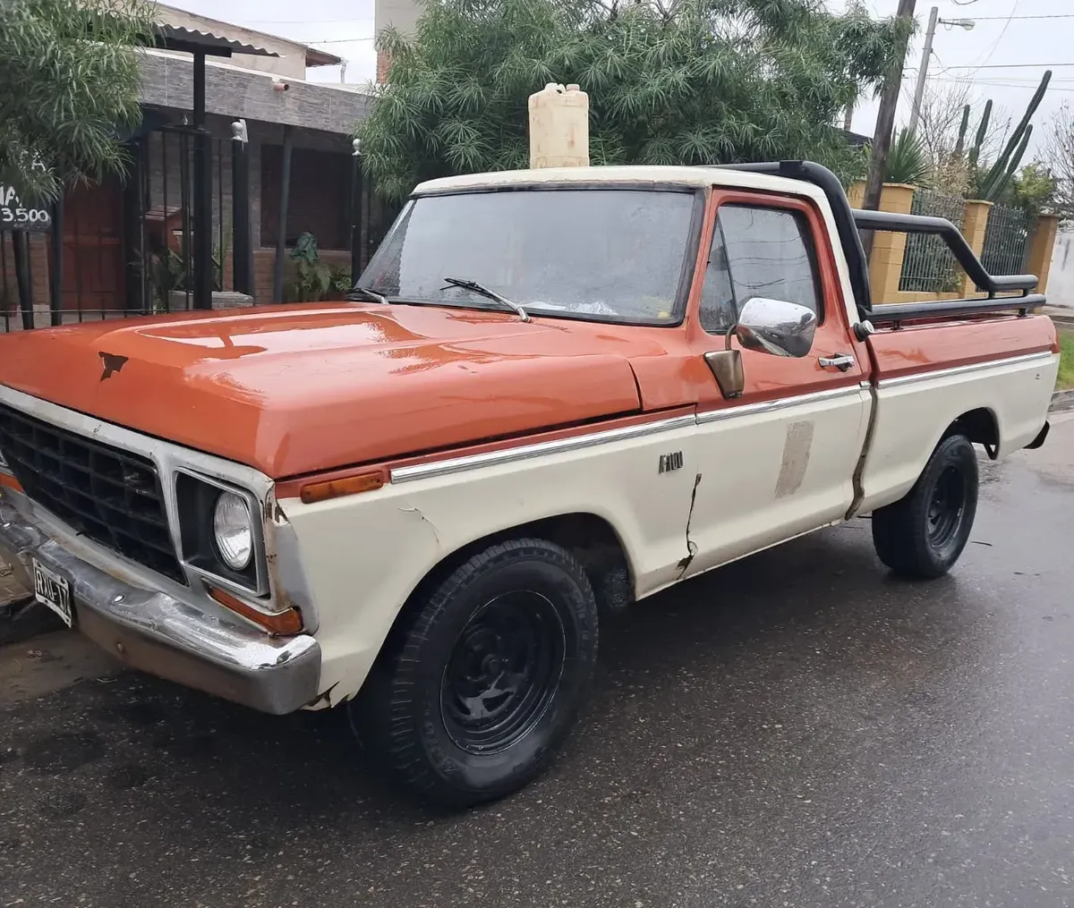 Ford F-100 3.6 Luxury