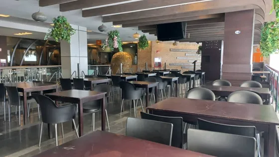 Local Comercial 385m² En Alquiler, Baruta, Cc Expreso Baruta, Av Principal Los Guayabitos