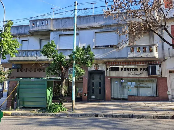 Departamento De 2 Ambientes En 2do Piso
