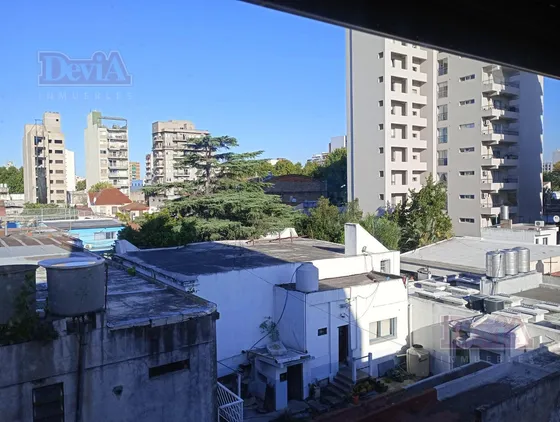 Departamento En  Venta Caseros