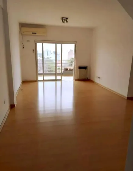 Departamento En Venta - 2 Dormitorios 2 Baños - 100mts2 - Morón Sur