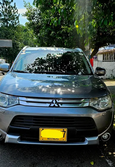 Hyundai Outlander 2.4l