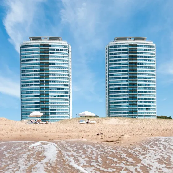 Venta 2 Dormitorios Torres Le Parc Punta Del Este Uruguay