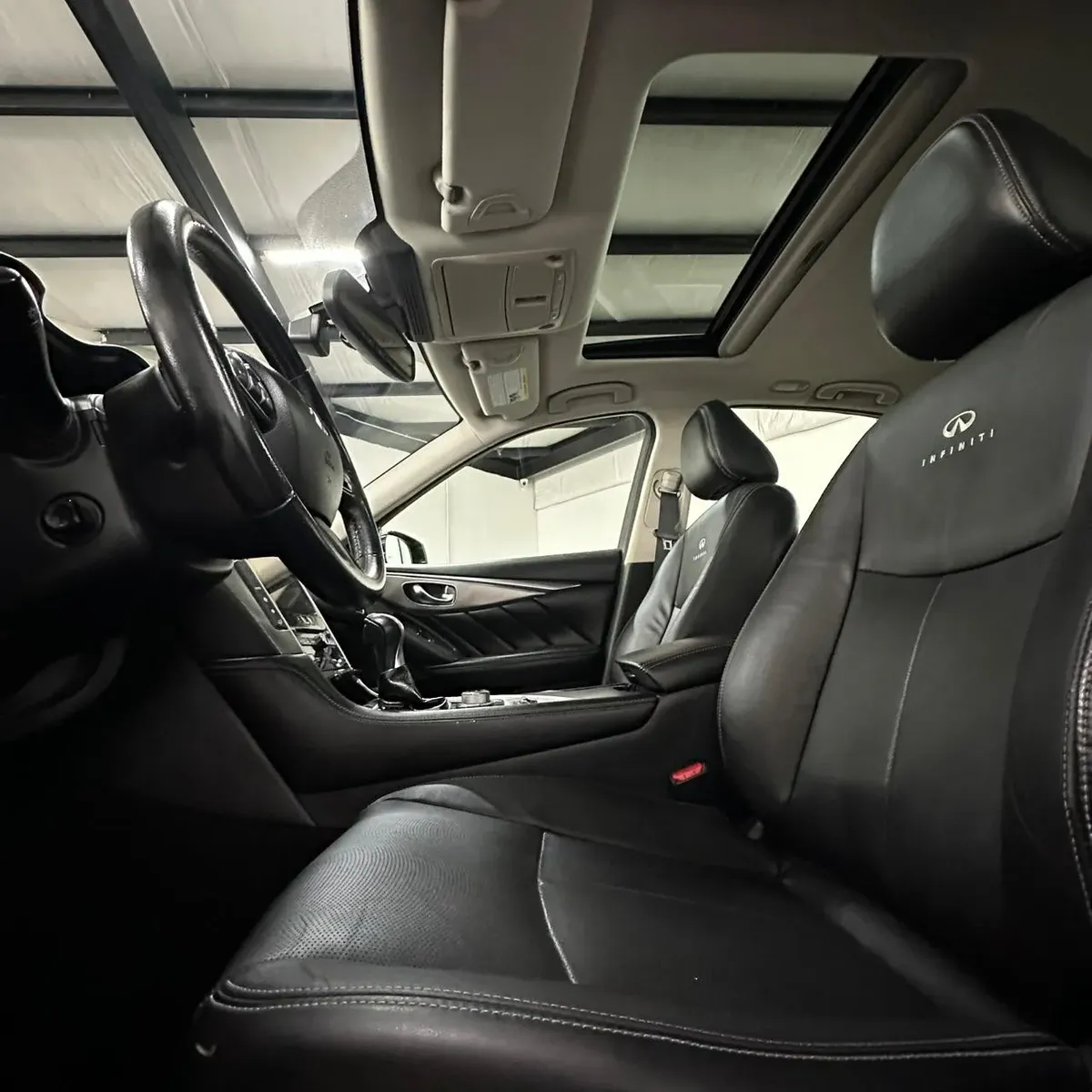 Infiniti Q50 2017 3.7 Perfection At