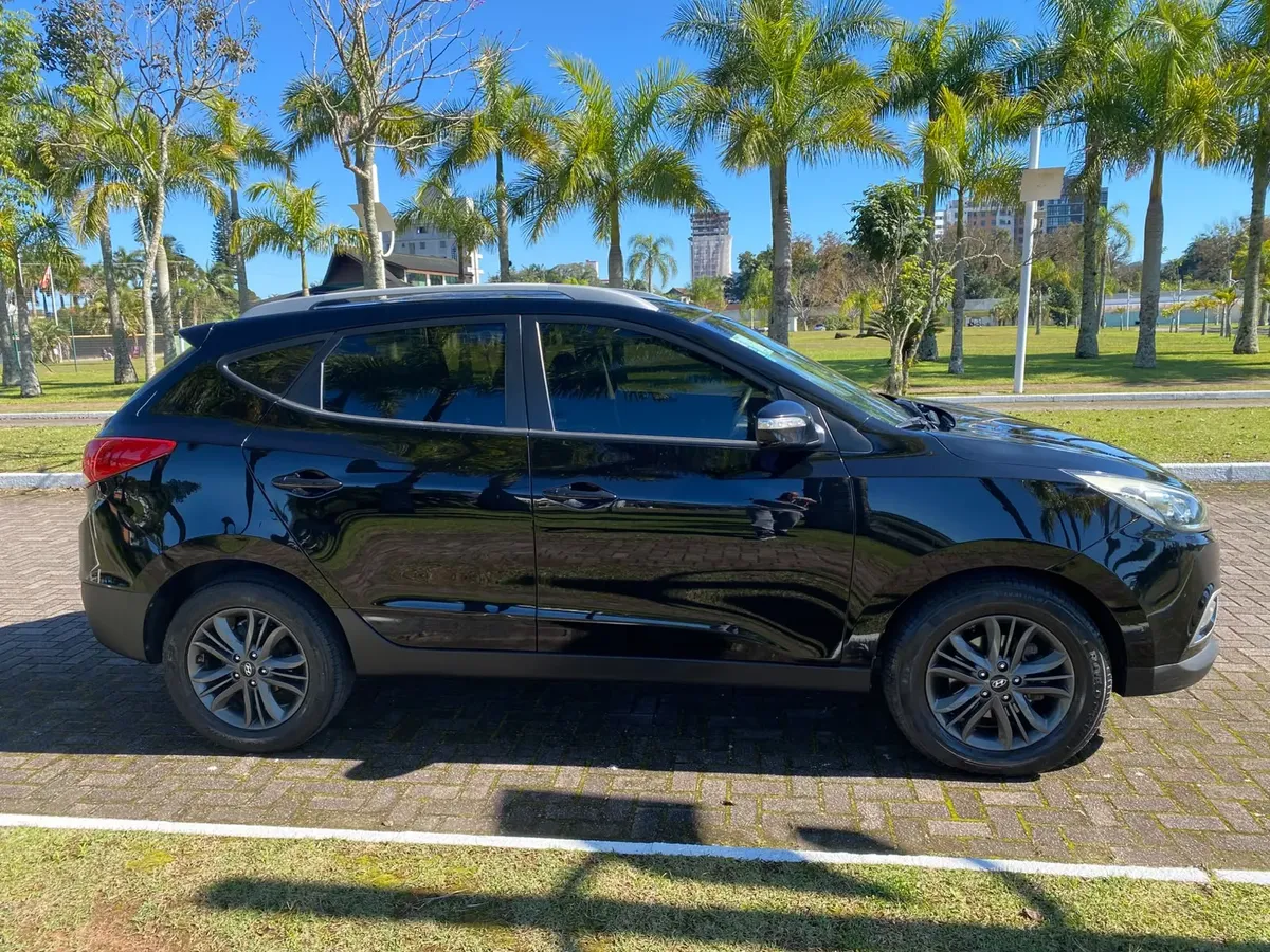 Hyundai Ix35 2022 2.0 Gl 2wd Flex Aut. 5p 6 Marchas — foto 3