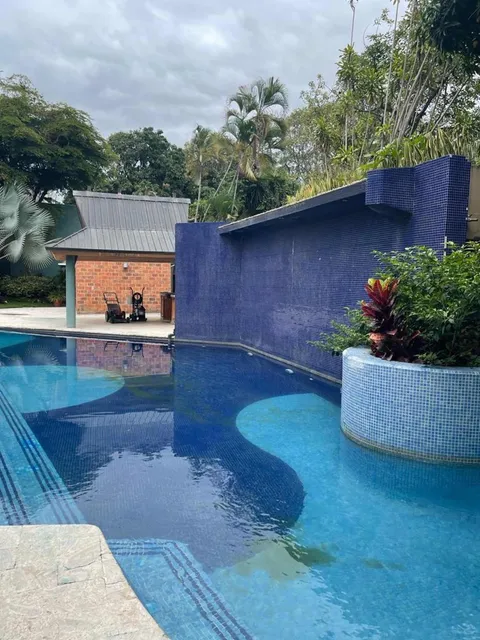 Hermosa Casa Con Piscina En El Country Club