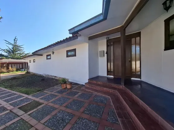 Casa 4d/4b, Carlos Ossandón, La Reina.