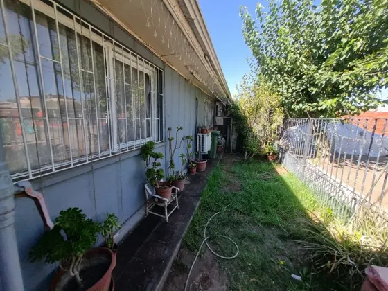 Casa Sólida 1 Piso En Peñaflor, Pasaje Cerrado